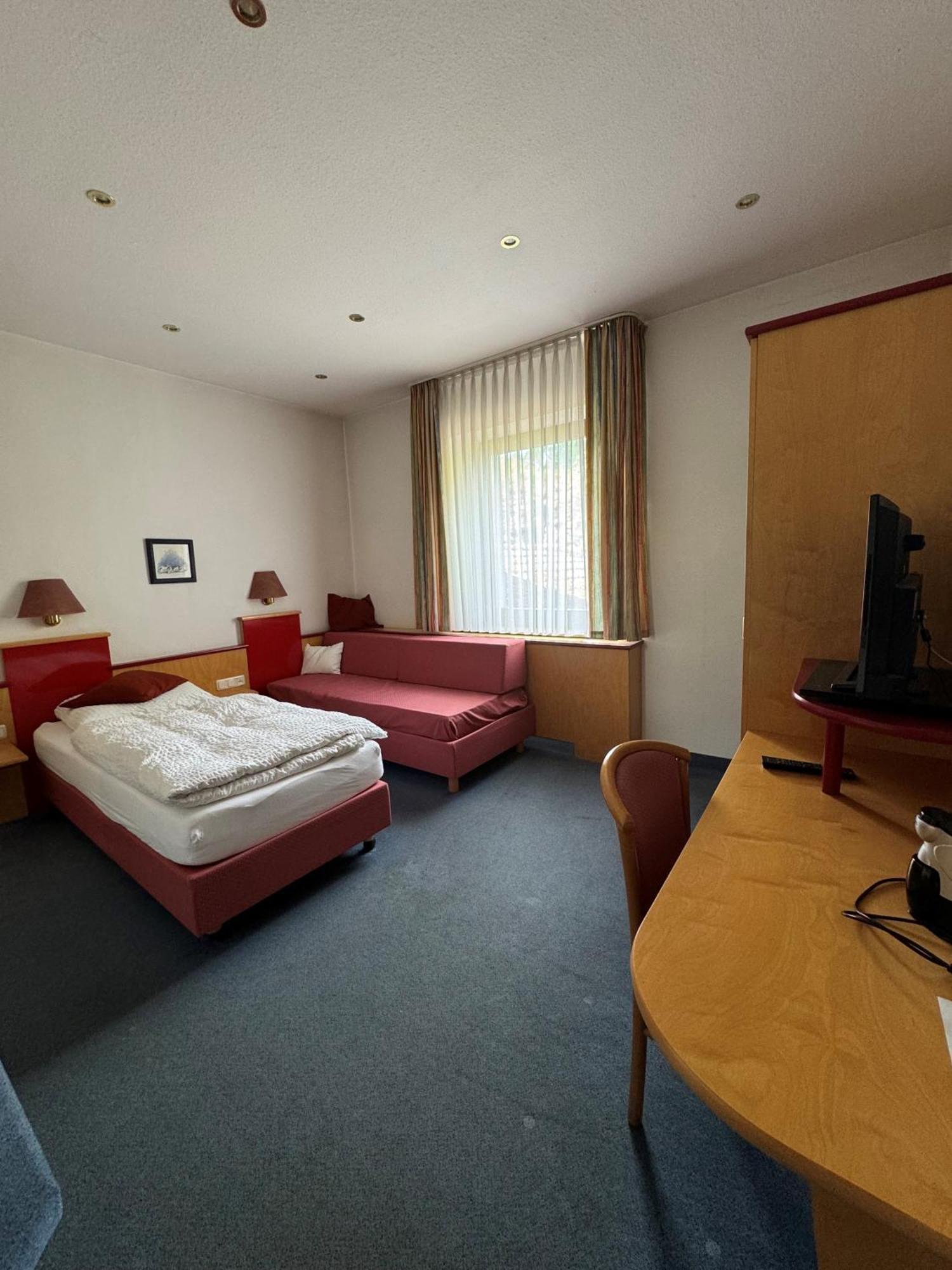 Hotel Zur Muehle Iserlohn Ruang foto